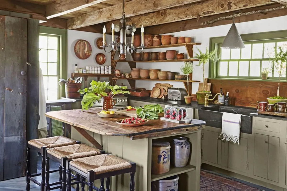 Traditional farmhouse kitchen with a large kitchen island